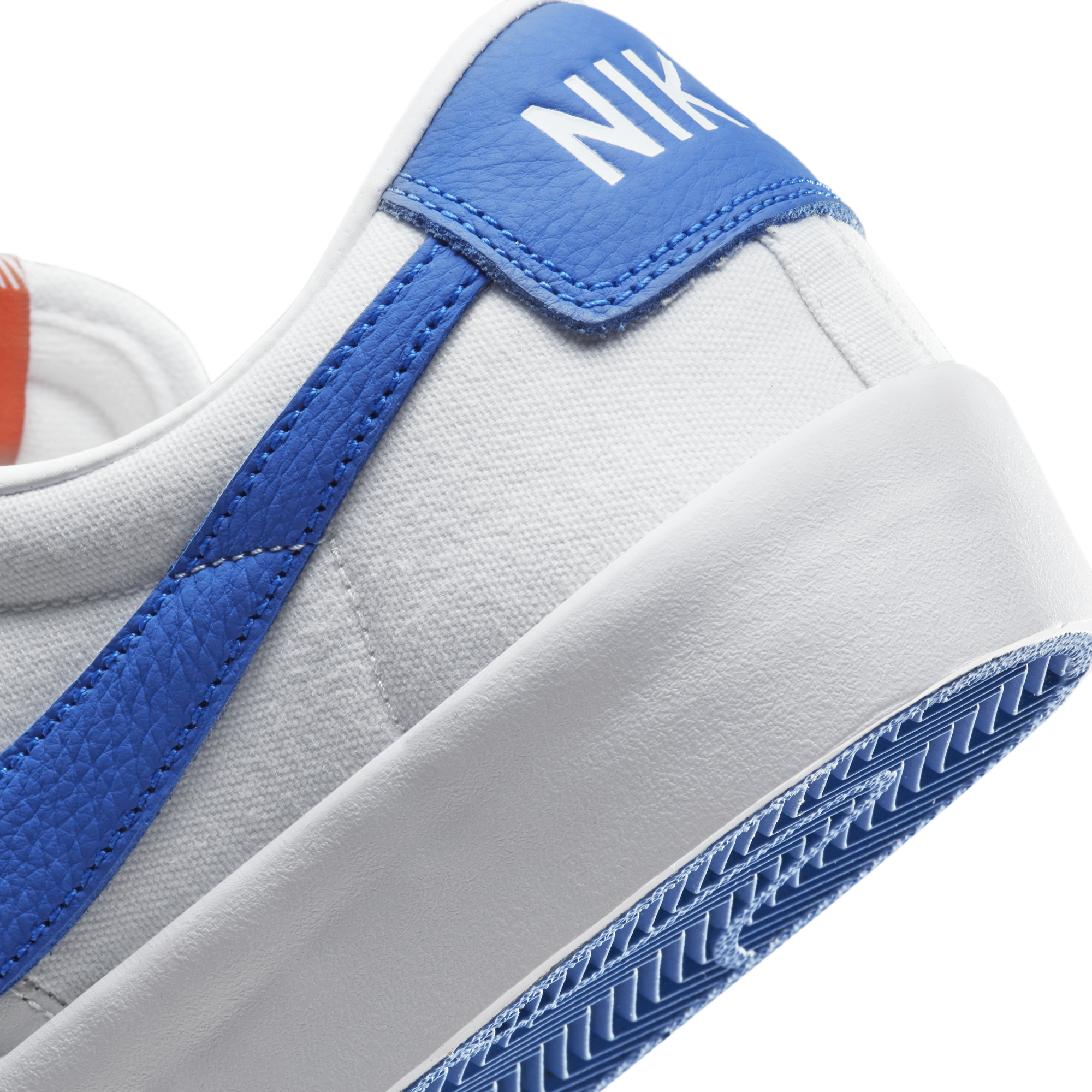 Nike SB Zoom Blazer Low Pro GT ISO White/Varsity Royal/White｜ANCHOR SKATE  SHOP