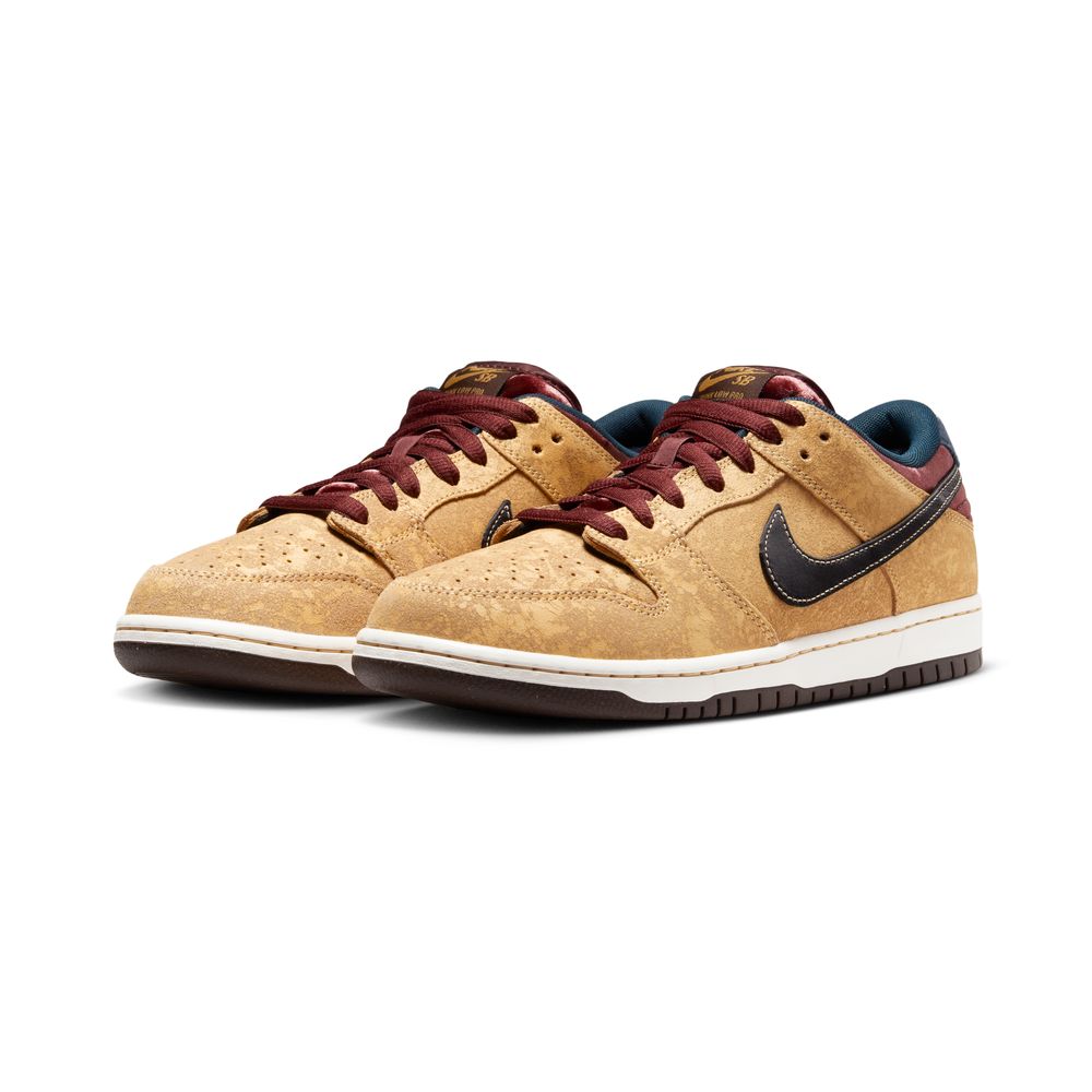 Nike SB Dunk Low Pro PRM City of Cinema 2024/10/18 発売